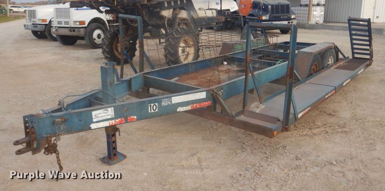 image for item DH8010 2000 Duo Lift 464014E  sprayer trailer