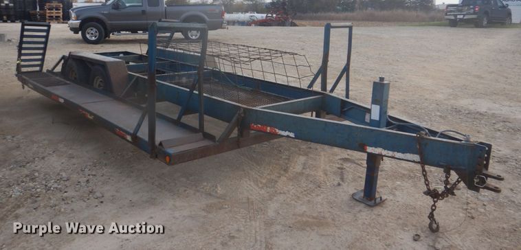 image for item DH8010 2000 Duo Lift 464014E  sprayer trailer