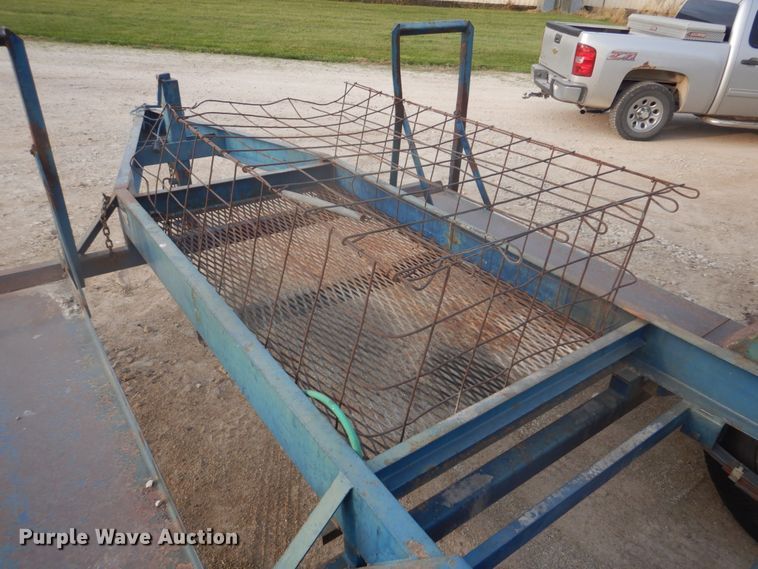 image for item DH8010 2000 Duo Lift 464014E  sprayer trailer