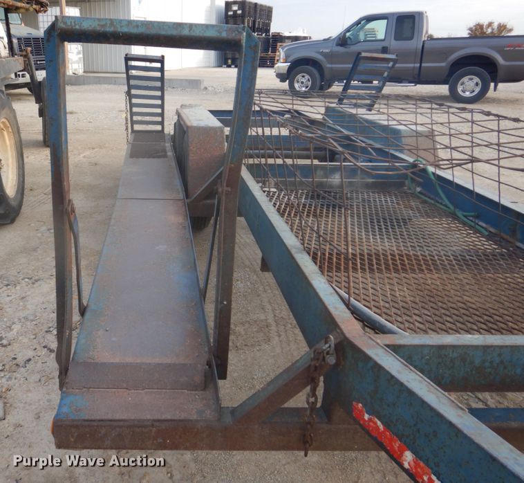 image for item DH8010 2000 Duo Lift 464014E  sprayer trailer