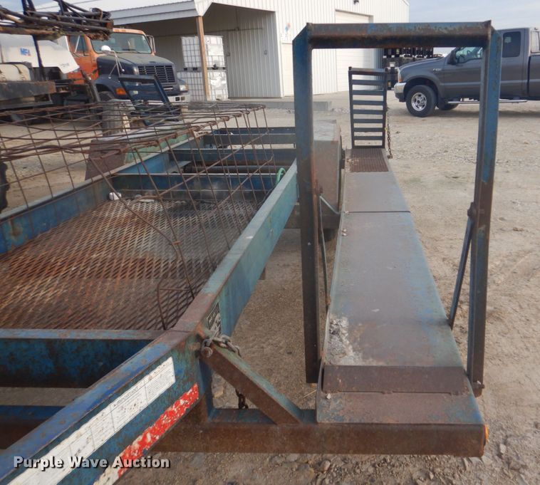 image for item DH8010 2000 Duo Lift 464014E  sprayer trailer