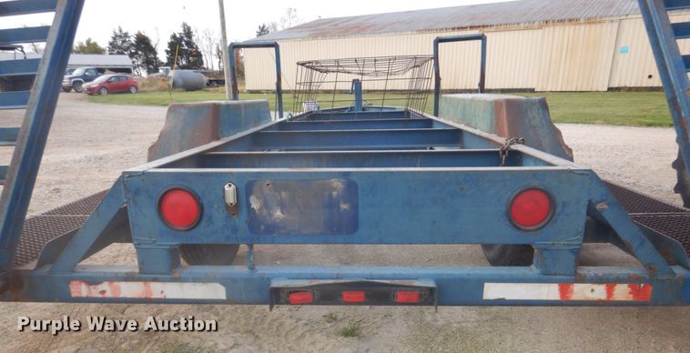 image for item DH8010 2000 Duo Lift 464014E  sprayer trailer