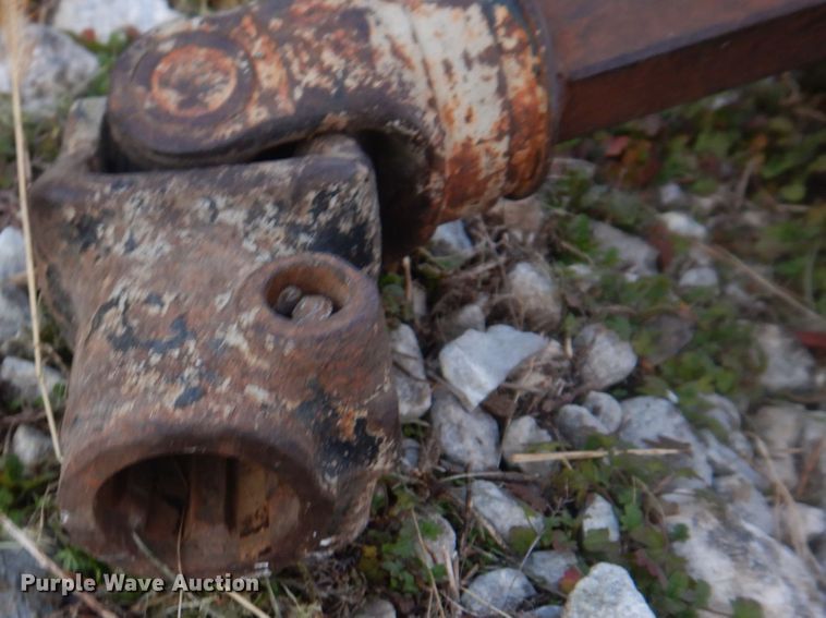 image for item DH8069 Deere 205  rotary mower