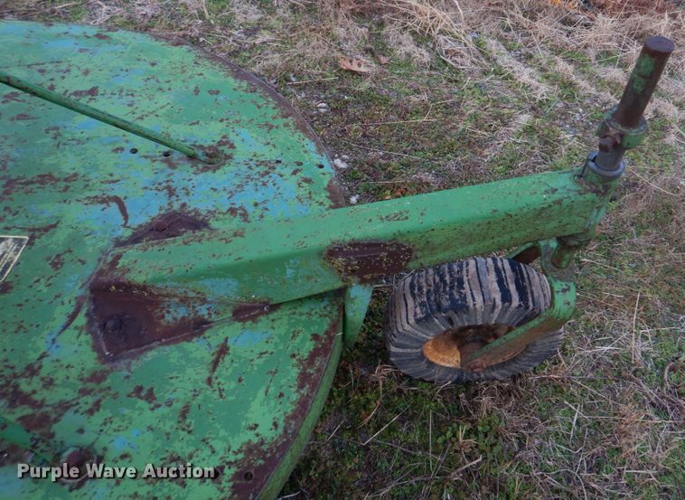 image for item DH8069 Deere 205  rotary mower