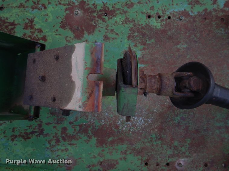 image for item DH8069 Deere 205  rotary mower