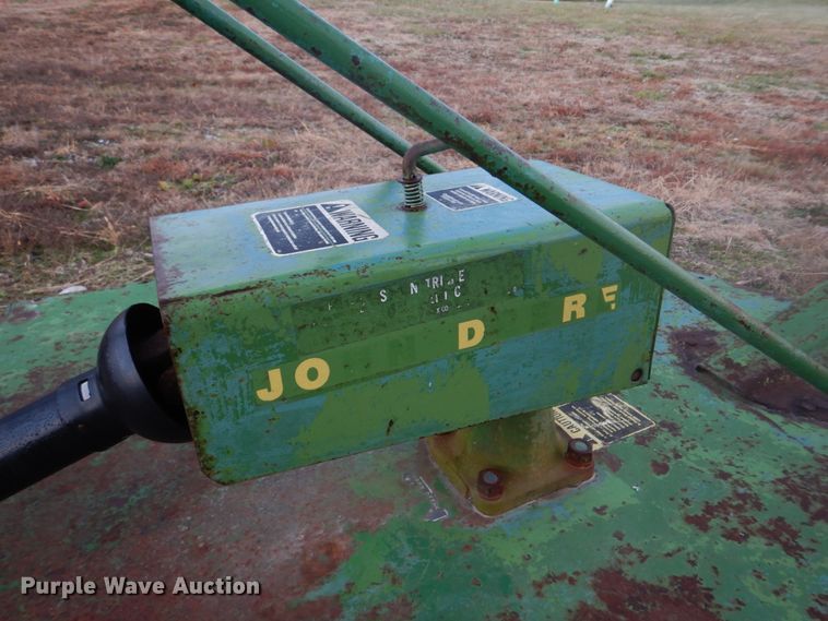 image for item DH8069 Deere 205  rotary mower