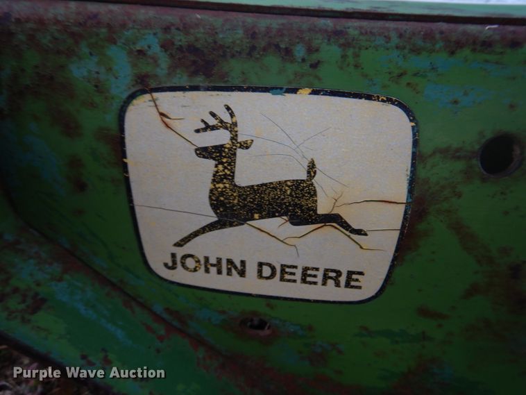 image for item DH8069 Deere 205  rotary mower