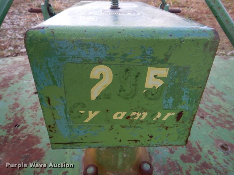 image for item DH8069 Deere 205  rotary mower