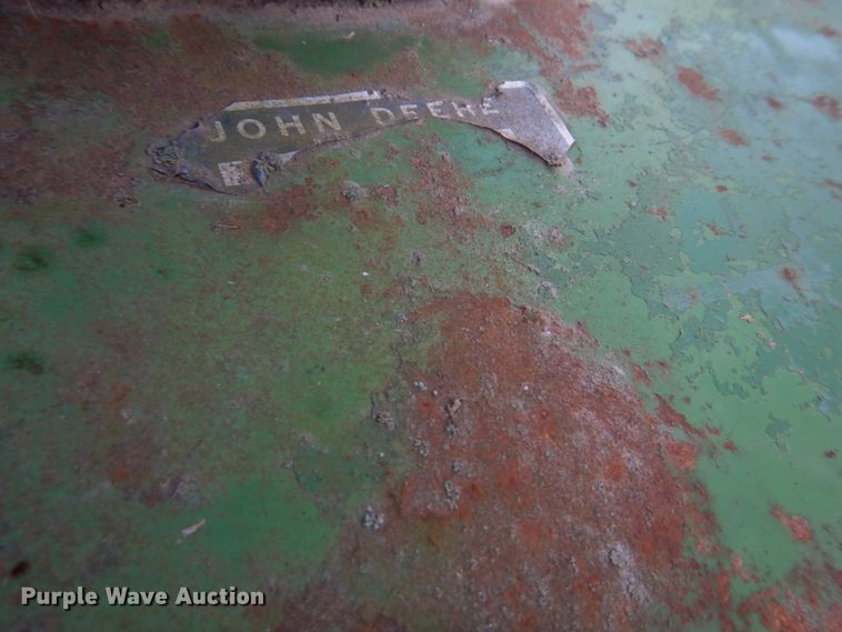 image for item DH8069 Deere 205  rotary mower