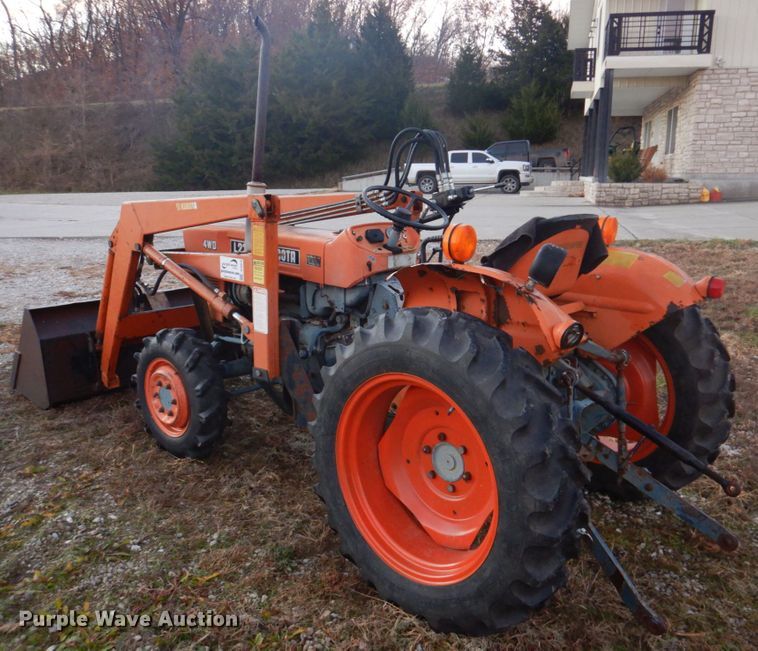 image for item DH8070 Kubota L235  MFWD tractor