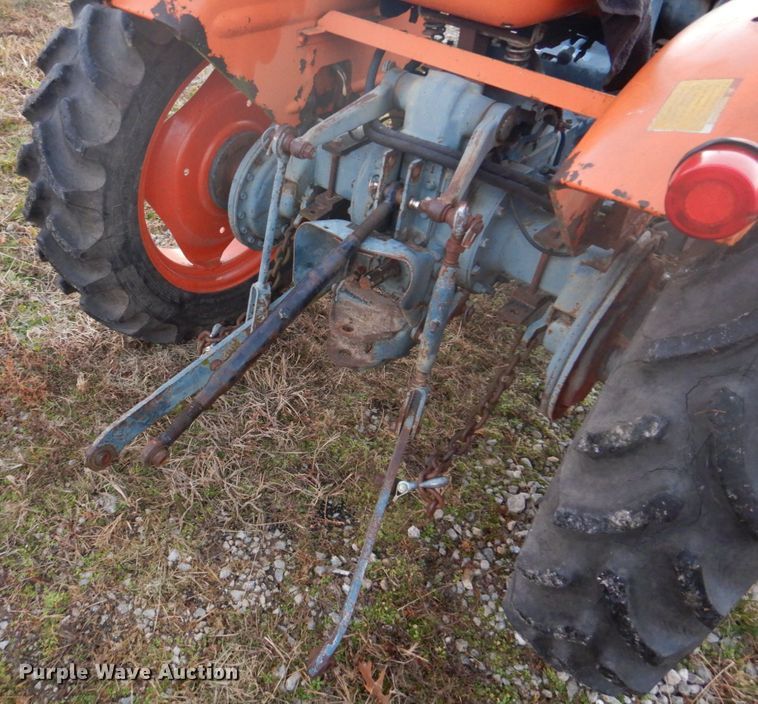 image for item DH8070 Kubota L235  MFWD tractor