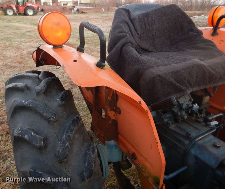 image for item DH8070 Kubota L235  MFWD tractor