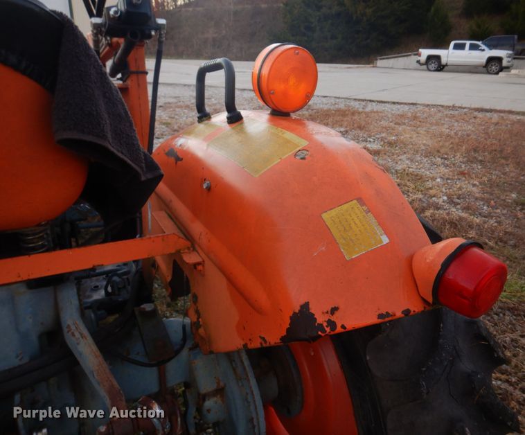 image for item DH8070 Kubota L235  MFWD tractor