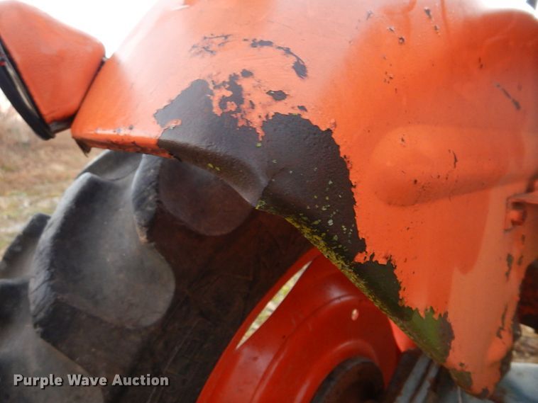 image for item DH8070 Kubota L235  MFWD tractor