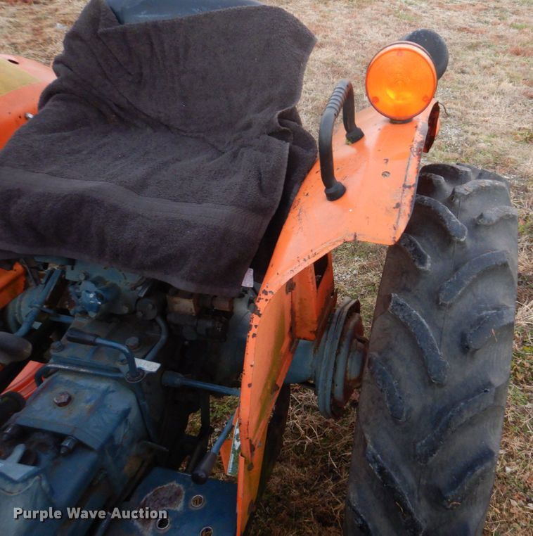 image for item DH8070 Kubota L235  MFWD tractor