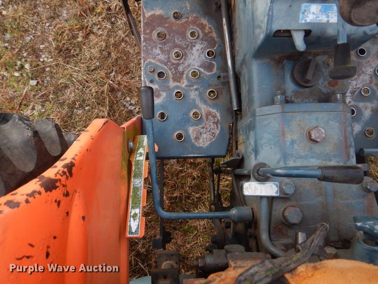 image for item DH8070 Kubota L235  MFWD tractor