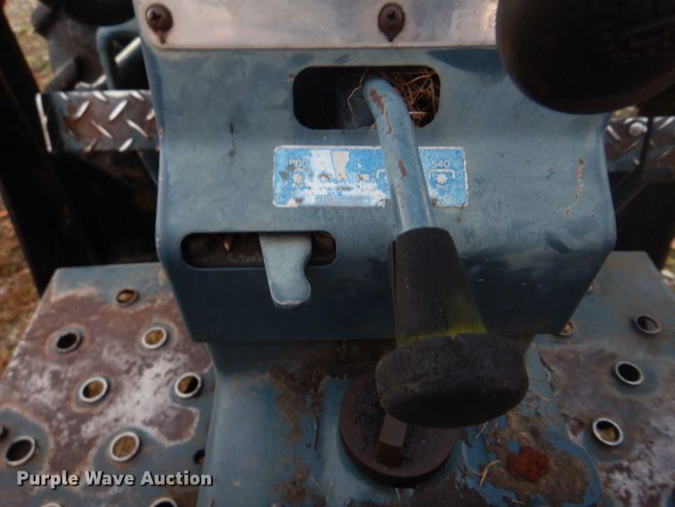 image for item DH8070 Kubota L235  MFWD tractor