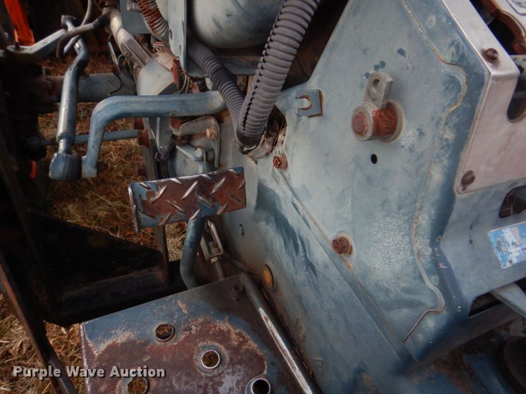 image for item DH8070 Kubota L235  MFWD tractor