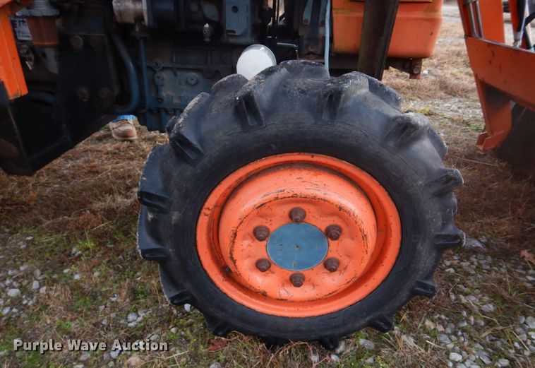 image for item DH8070 Kubota L235  MFWD tractor