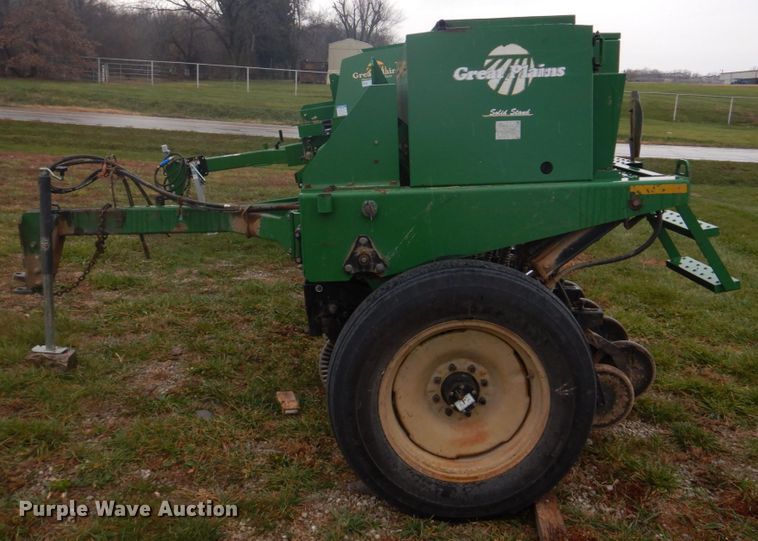 image for item DH8121 2002 Great Plains 705NT  grain drill