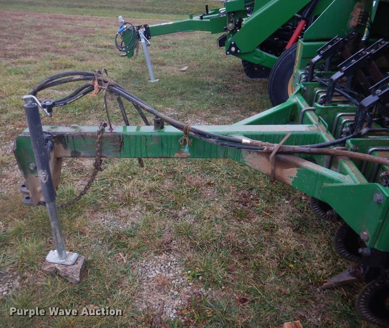 image for item DH8121 2002 Great Plains 705NT  grain drill