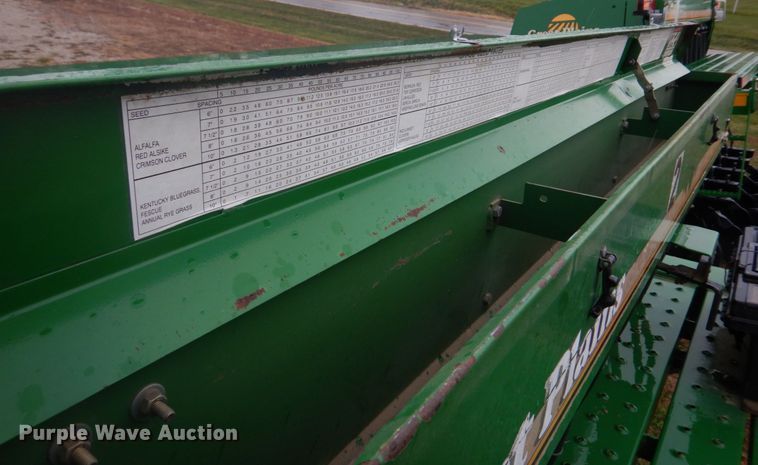 image for item DH8121 2002 Great Plains 705NT  grain drill