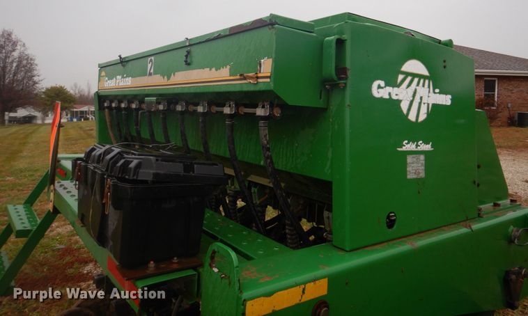 image for item DH8121 2002 Great Plains 705NT  grain drill