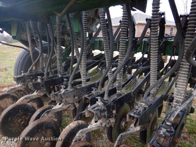 image for item DH8121 2002 Great Plains 705NT  grain drill