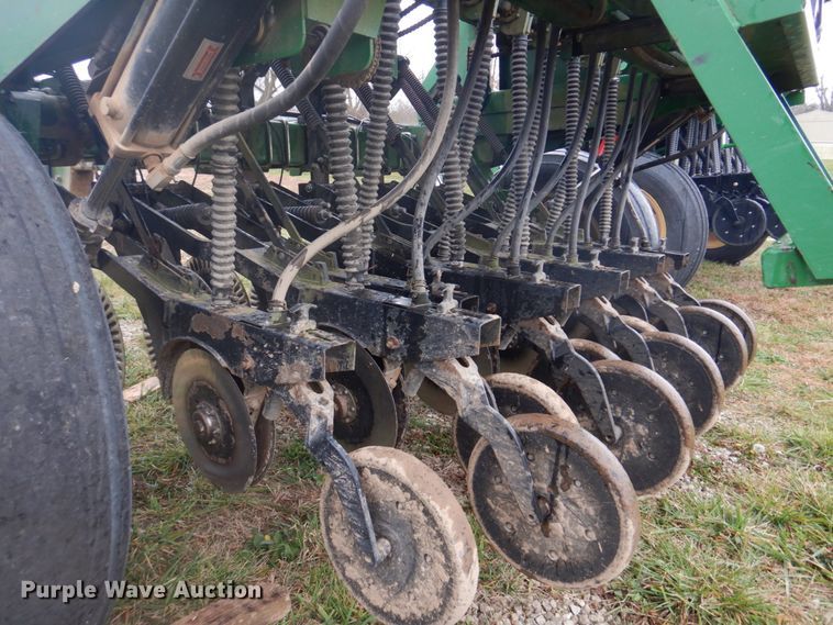 image for item DH8121 2002 Great Plains 705NT  grain drill