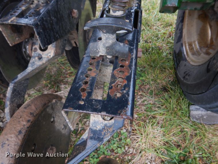 image for item DH8121 2002 Great Plains 705NT  grain drill