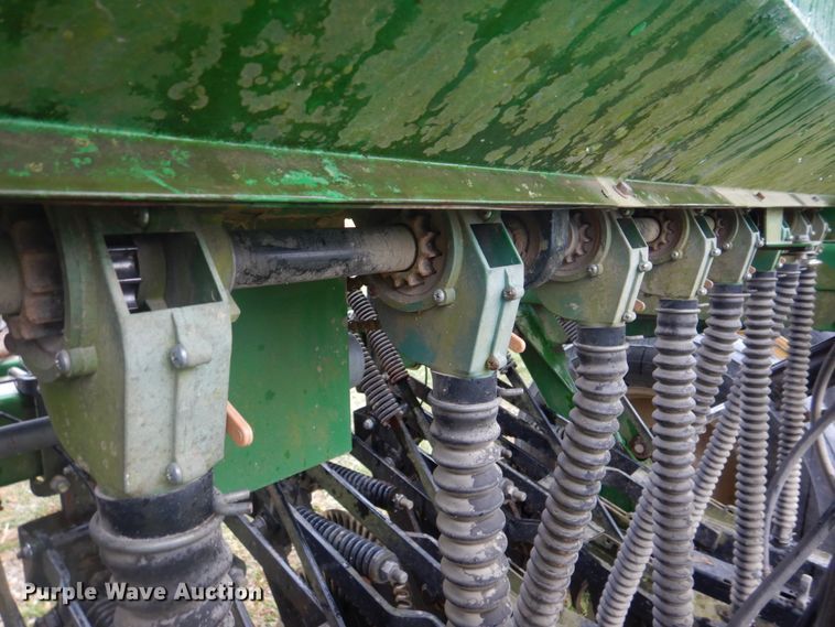 image for item DH8121 2002 Great Plains 705NT  grain drill