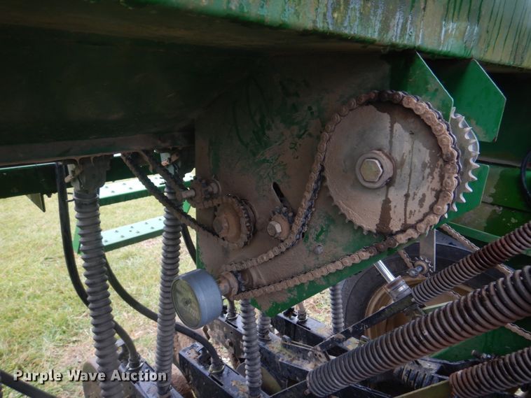 image for item DH8121 2002 Great Plains 705NT  grain drill