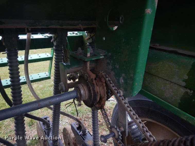 image for item DH8121 2002 Great Plains 705NT  grain drill