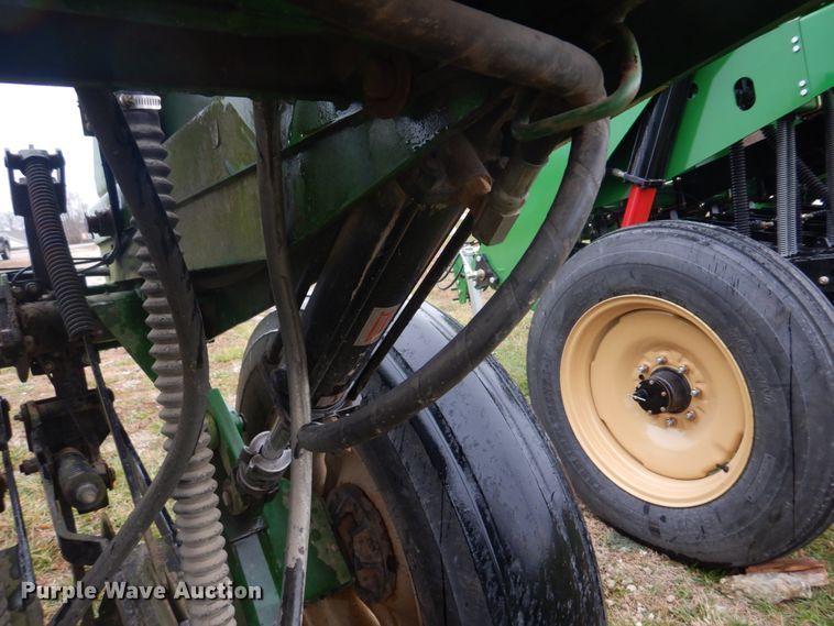 image for item DH8121 2002 Great Plains 705NT  grain drill