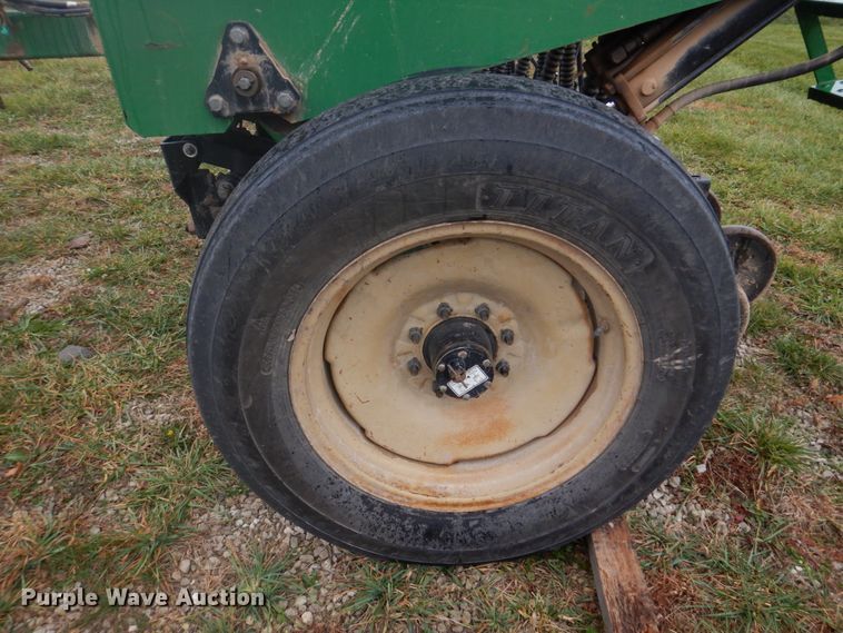 image for item DH8121 2002 Great Plains 705NT  grain drill