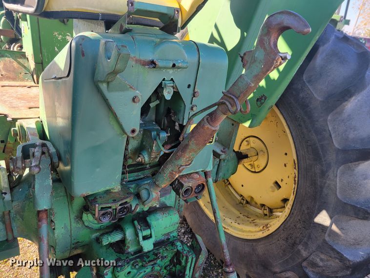 image for item DI1161 1966 John Deere 4020  tractor