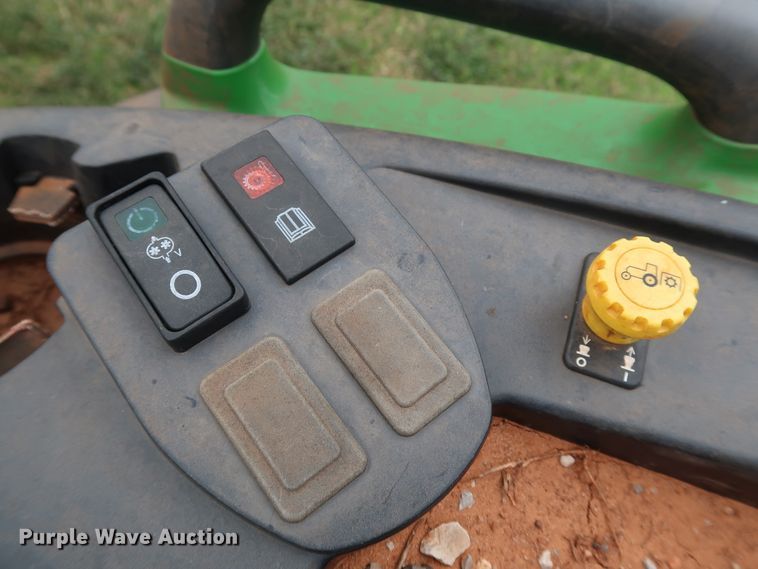 image for item DJ1992 2014 John Deere 4066M  MFWD tractor