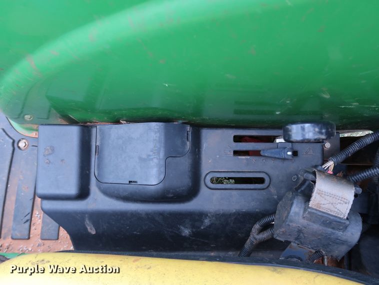 image for item DJ1992 2014 John Deere 4066M  MFWD tractor