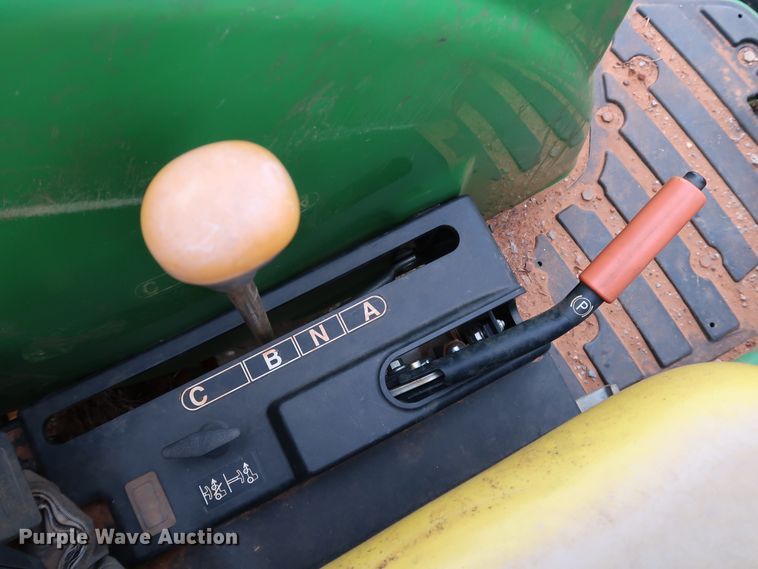 image for item DJ1992 2014 John Deere 4066M  MFWD tractor