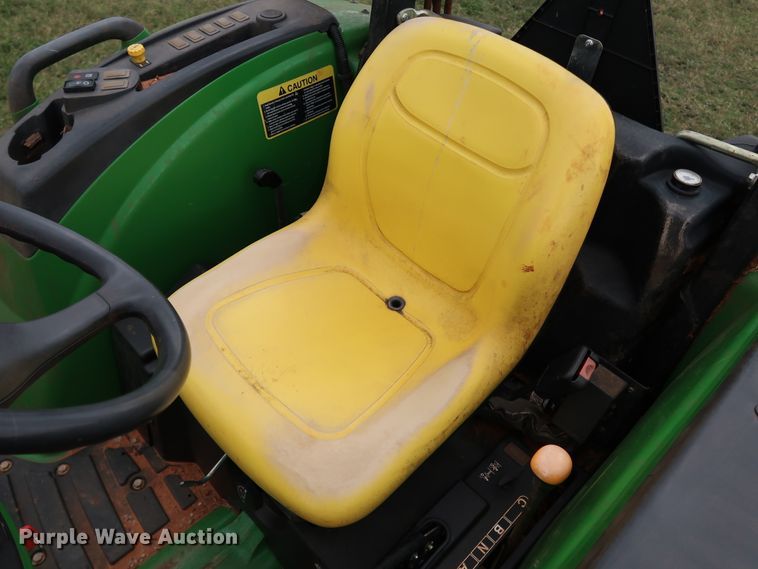 image for item DJ1992 2014 John Deere 4066M  MFWD tractor