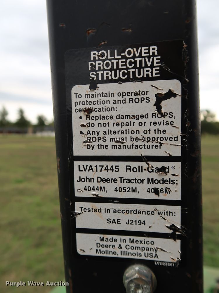 image for item DJ1992 2014 John Deere 4066M  MFWD tractor