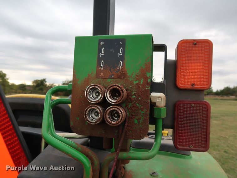 image for item DJ1992 2014 John Deere 4066M  MFWD tractor