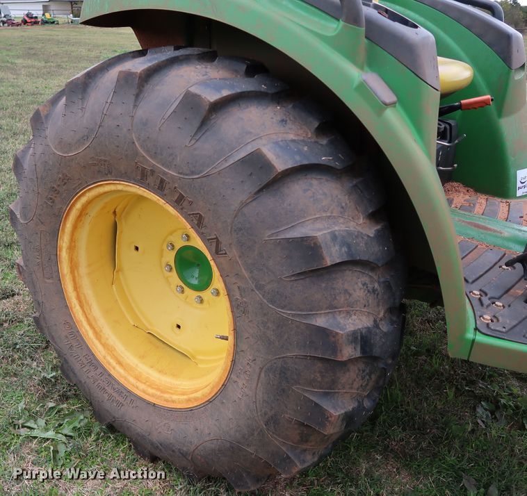 image for item DJ1992 2014 John Deere 4066M  MFWD tractor