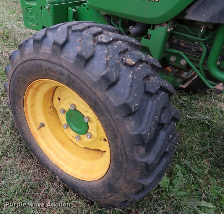 image for item DJ1992 2014 John Deere 4066M  MFWD tractor