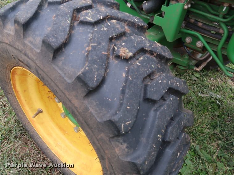 image for item DJ1992 2014 John Deere 4066M  MFWD tractor