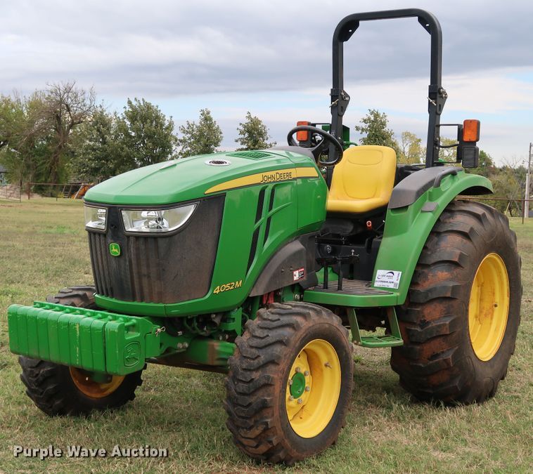 image for item DJ1993 2015 John Deere 4052M  MFWD tractor