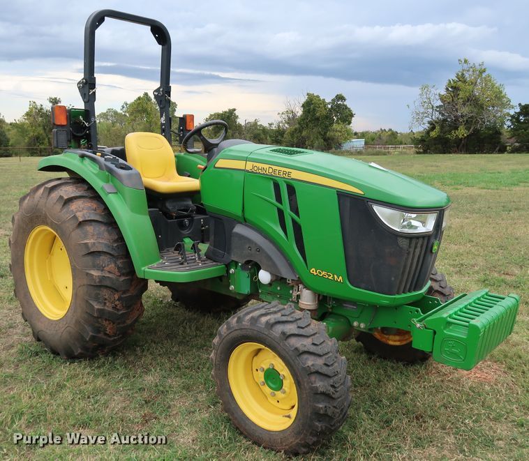 image for item DJ1993 2015 John Deere 4052M  MFWD tractor