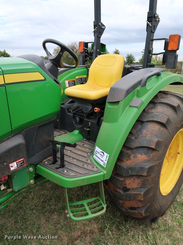 image for item DJ1993 2015 John Deere 4052M  MFWD tractor