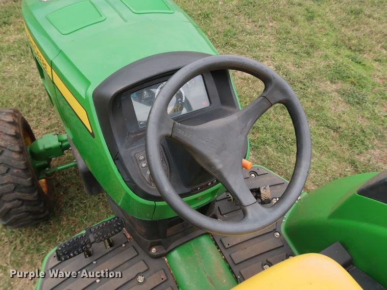 image for item DJ1993 2015 John Deere 4052M  MFWD tractor