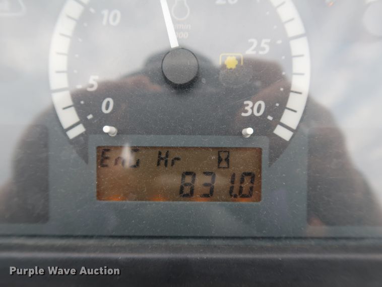 image for item DJ1993 2015 John Deere 4052M  MFWD tractor